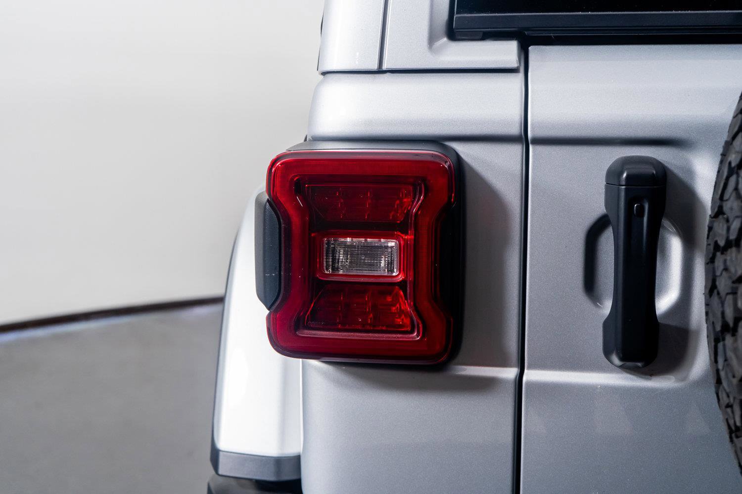 Used 2023 Jeep Wrangler Unlimited Rubicon 392 w/ Trailer Tow Package image 12