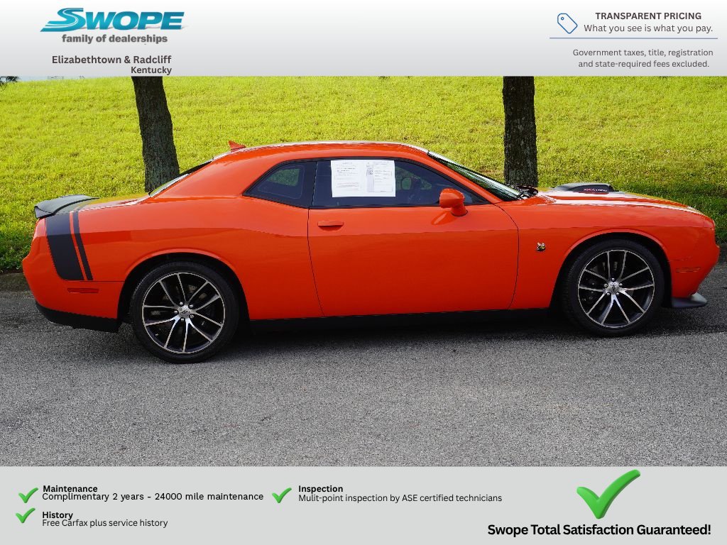 Used 2017 Dodge Challenger R/T Scat Pack RWD image 2