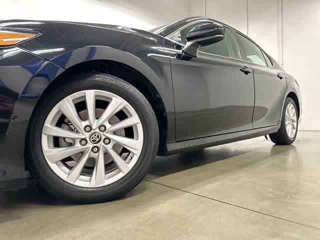 Used 2022 Toyota Camry LE FWD image 28