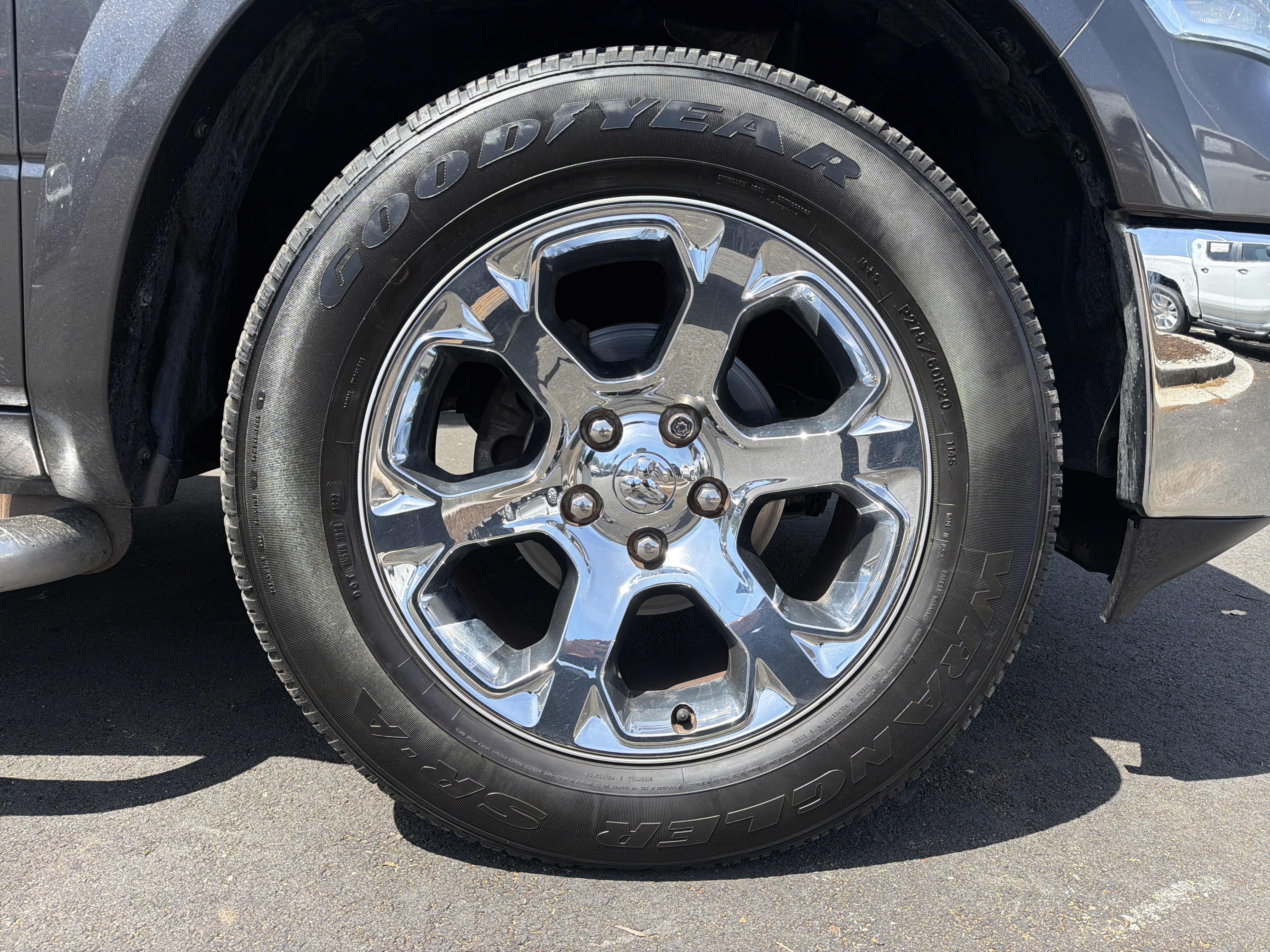 Used 2016 RAM 1500 Laramie w/ Convenience Group image 13