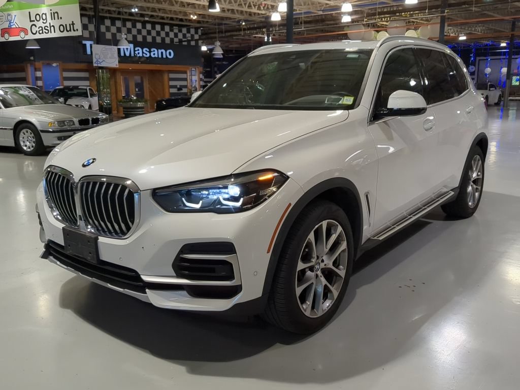 Certified 2023 BMW X5 xDrive40i w/ Premium Package