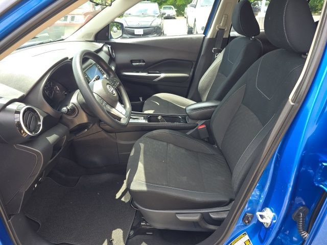 Used 2024 Nissan Kicks SV FWD image 11
