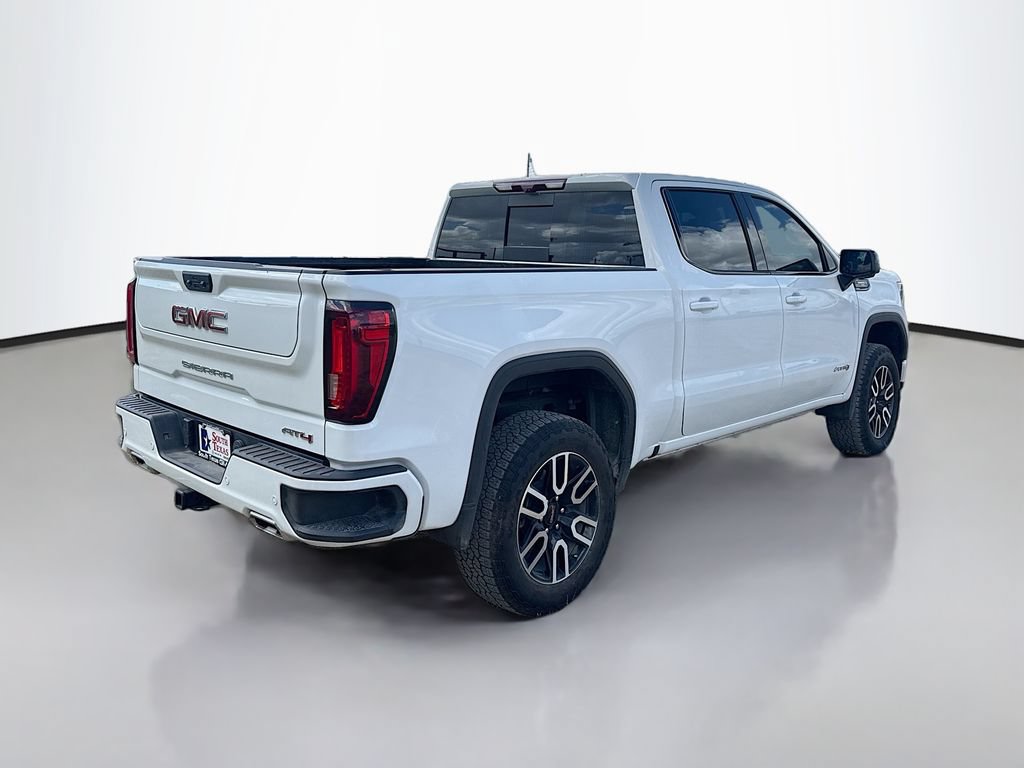 Used 2025 GMC Sierra 1500 AT4 w/ AT4 Premium Package AWD/4WD image 7
