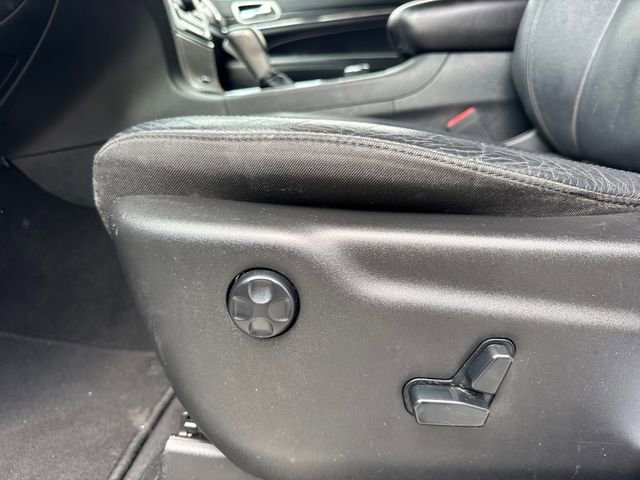 Used 2020 Jeep Grand Cherokee Limited AWD/4WD image 14