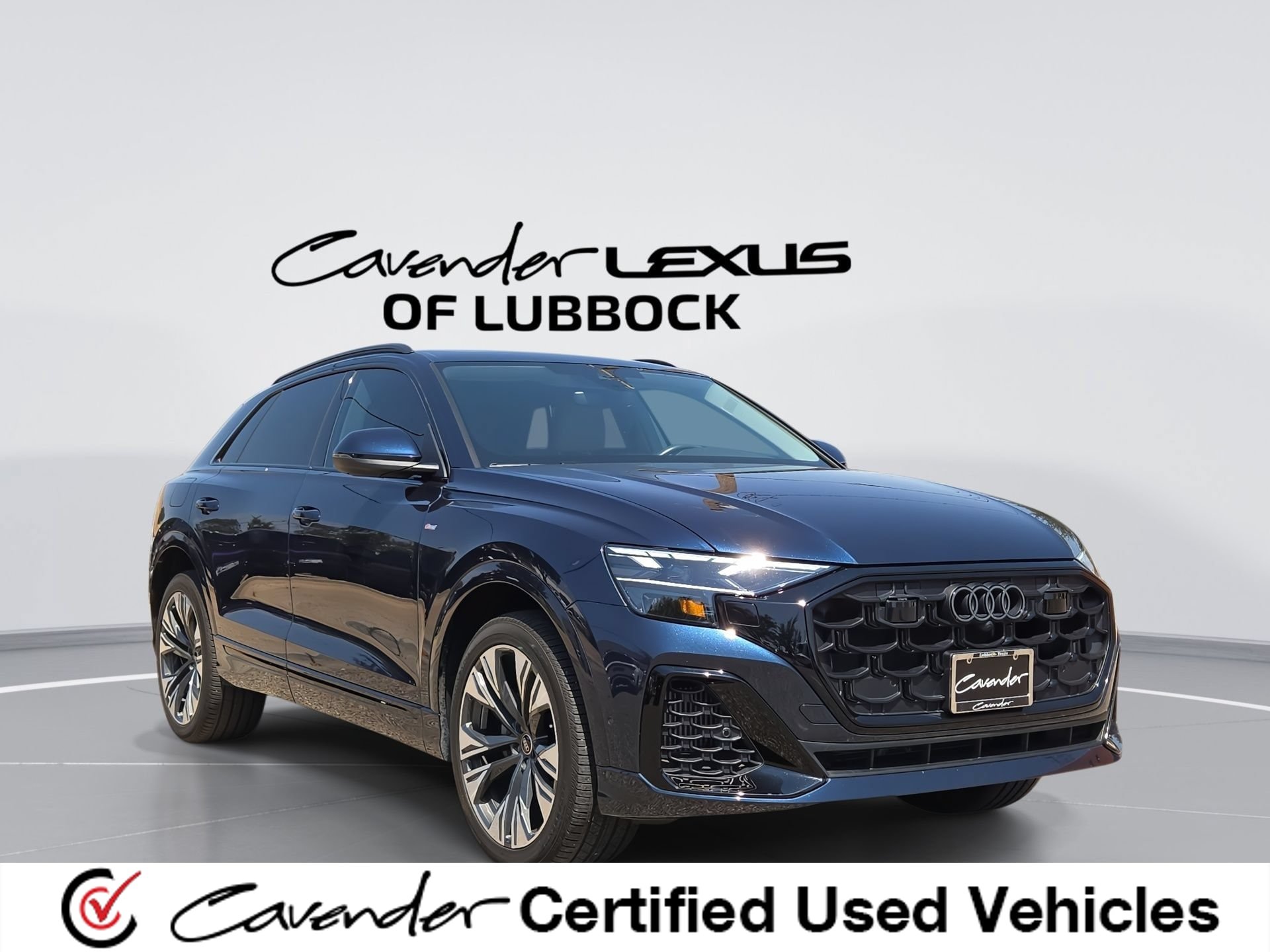 Used 2025 Audi Q8 Premium Plus AWD/4WD image 1