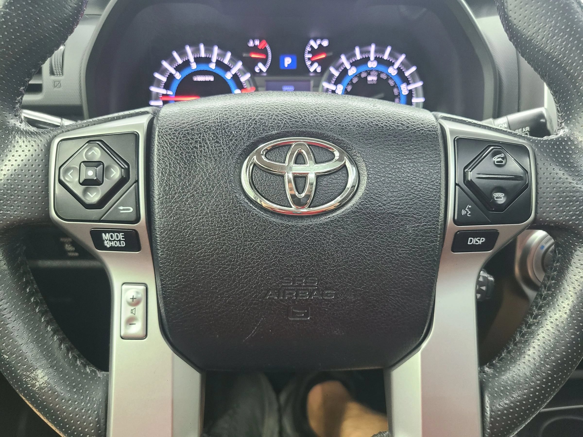 Used 2016 Toyota 4Runner Limited AWD/4WD image 28