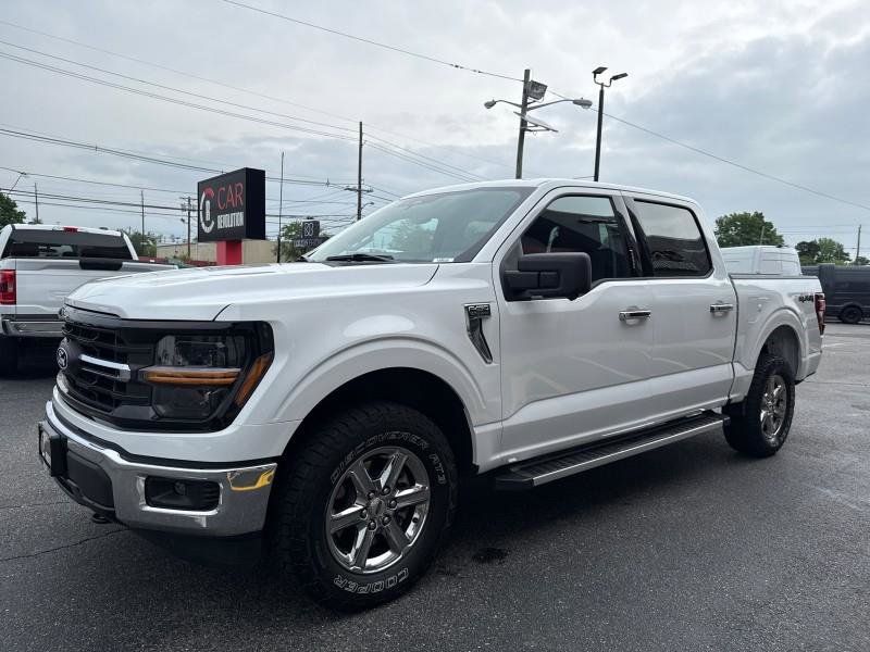 Used 2024 Ford F150 XLT w/ Tow/Haul Package image 3