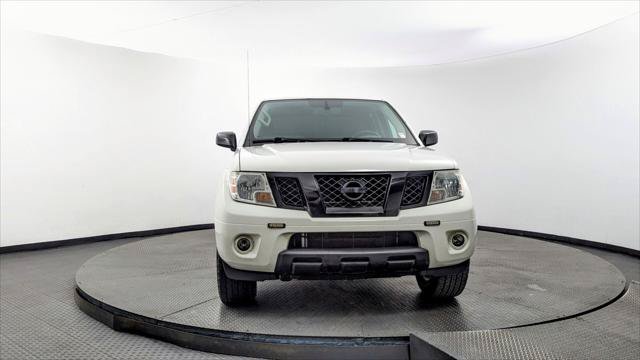 Used 2021 Nissan Frontier SV w/ Midnight Edition Floor Mats AWD/4WD image 12
