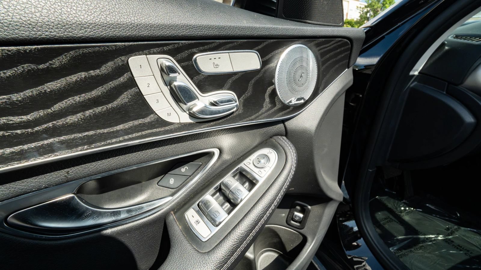 Used 2016 Mercedes-Benz C 300 4MATIC Sedan w/ Multimedia Package image 31