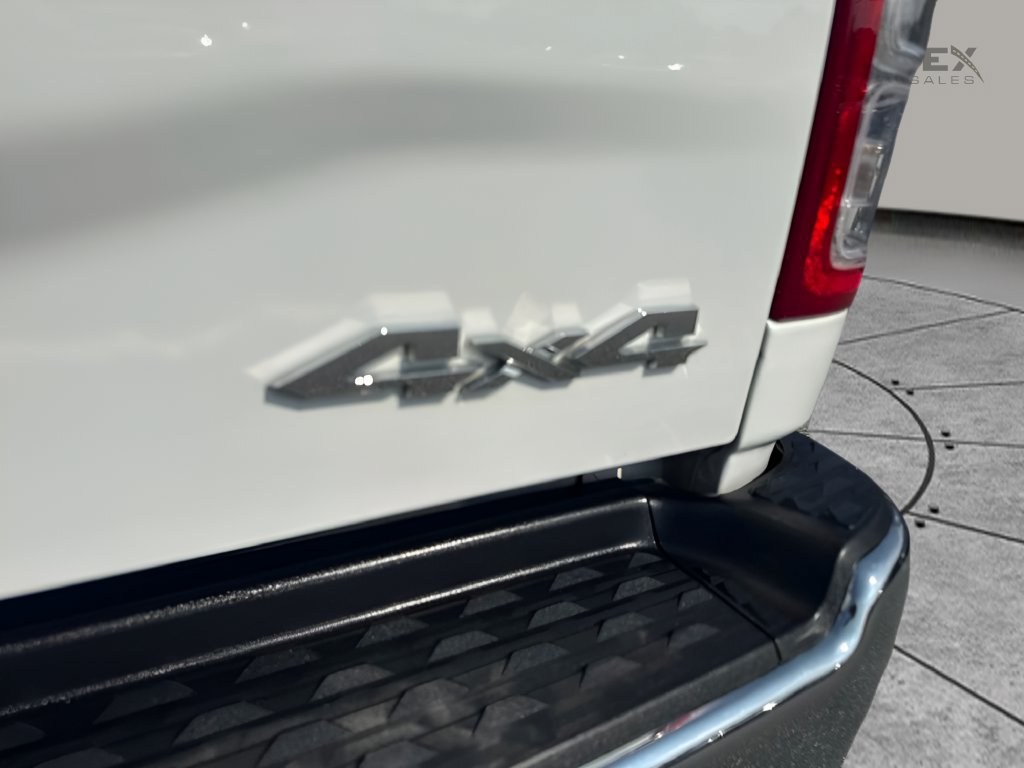 Used 2024 RAM 2500 Big Horn AWD/4WD image 27