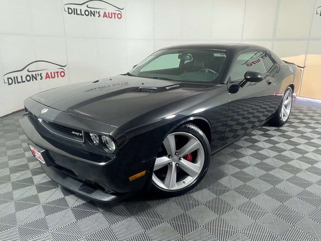 Used 2009 Dodge Challenger SRT8 w/ SRT Option Group II RWD image 1