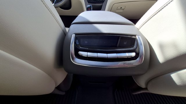 Used 2020 Cadillac XT6 Premium Luxury FWD image 24