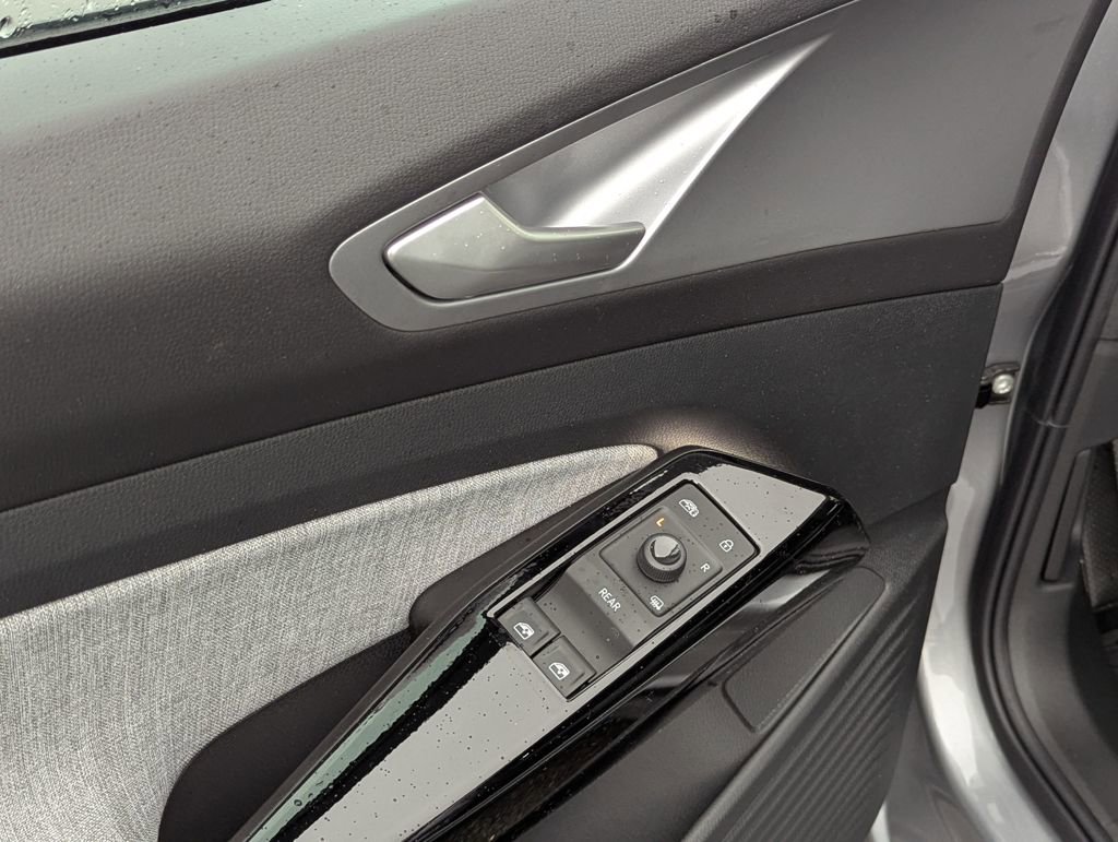 New 2026 Volkswagen ID.4 Pro image 11