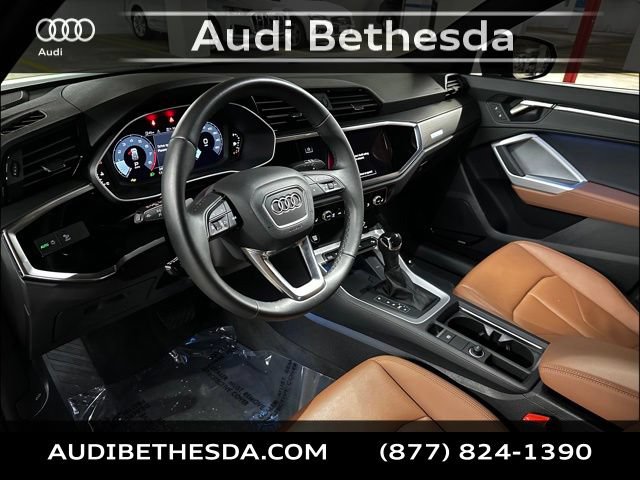 Used 2025 Audi Q3 2.0T Premium Plus w/ Premium Plus Package AWD/4WD image 12