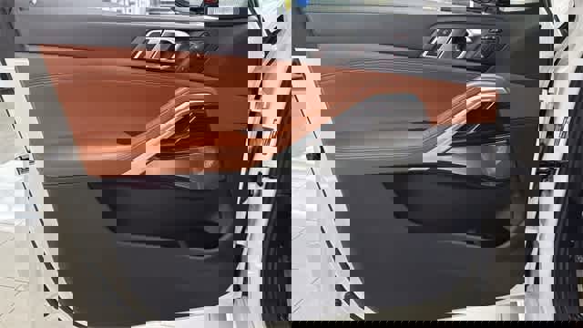 Used 2023 BMW X6 M50i w/ Executive Package image 12