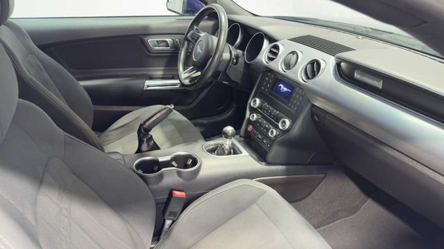 Used 2019 Ford Mustang GT w/ Black Accent Package RWD image 16
