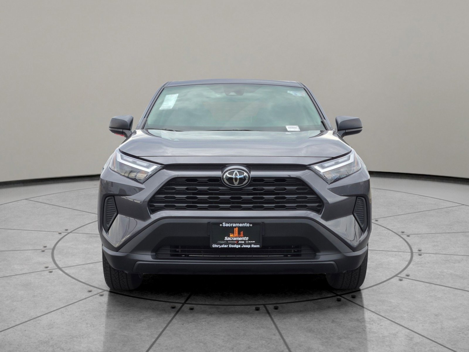 Used 2024 Toyota RAV4 LE image 2