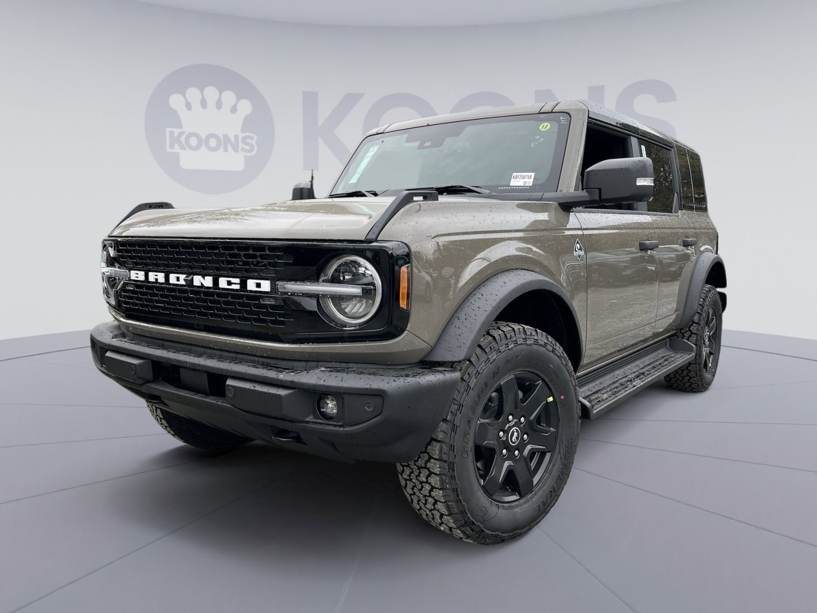 New 2025 Ford Bronco Outer Banks