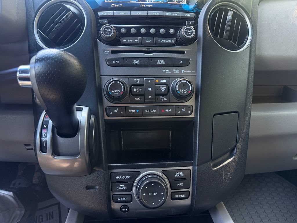 Used 2012 Honda Pilot Touring image 30