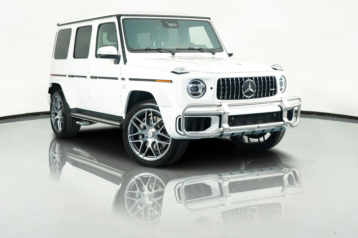 Used 2025 Mercedes-Benz G 63 AMG 4MATIC image 4