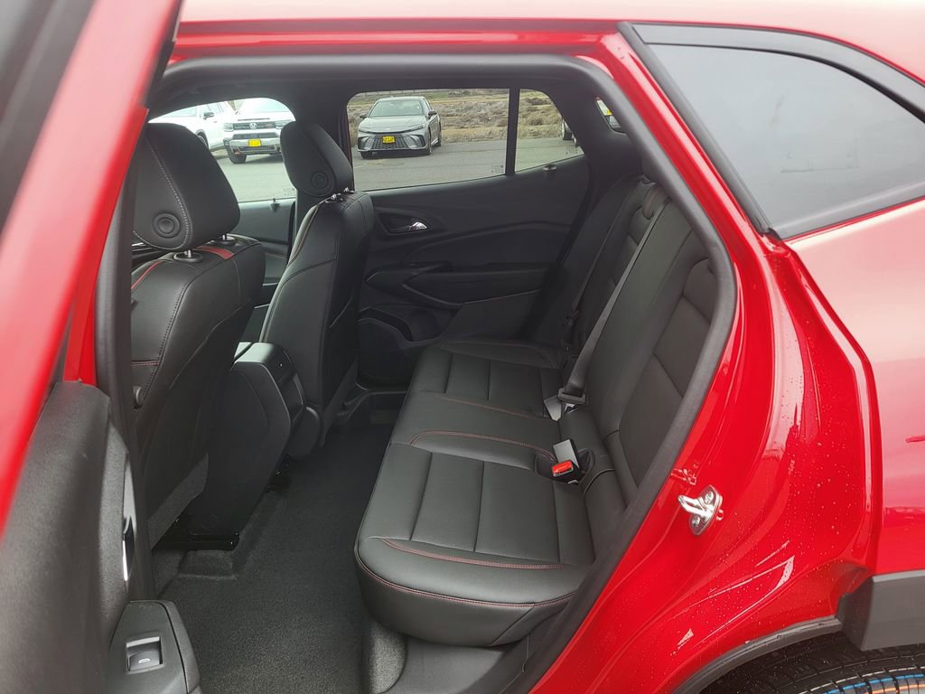 New 2026 Chevrolet Trax RS w/ Driver Confidence Package image 16