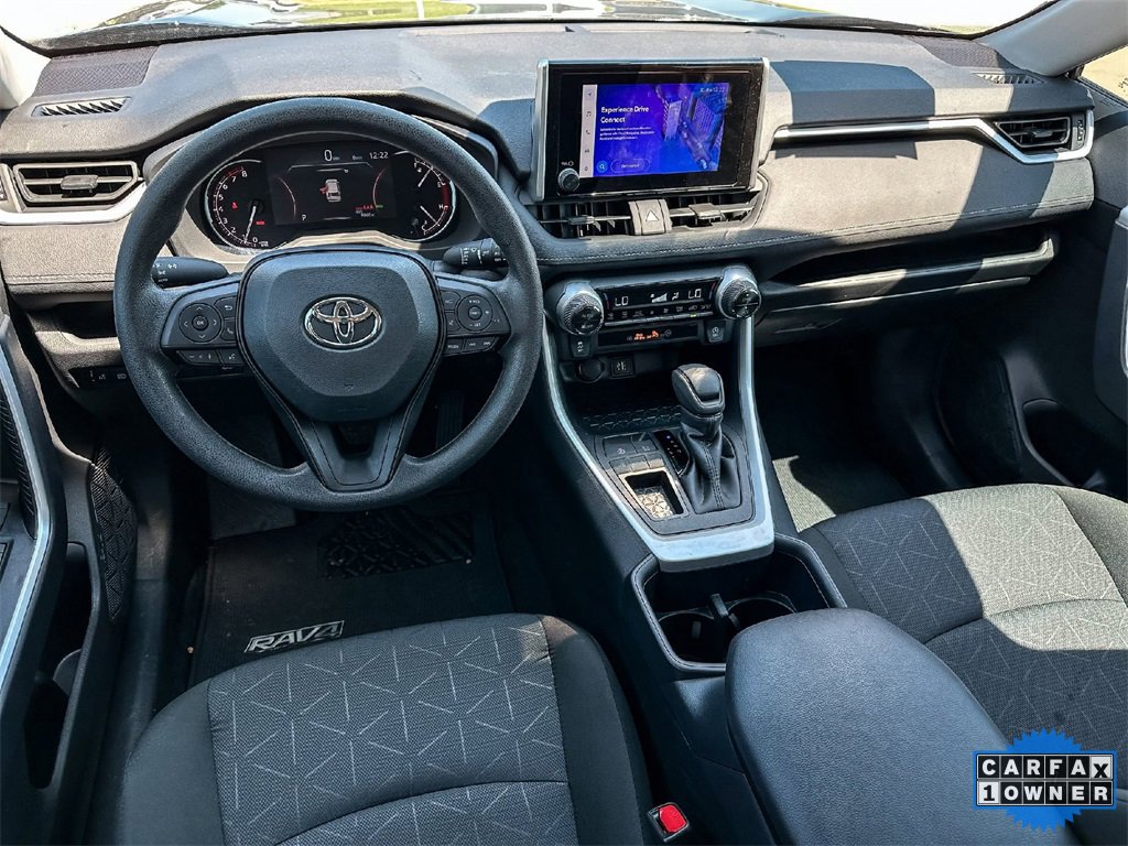 Used 2025 Toyota RAV4 XLE image 11