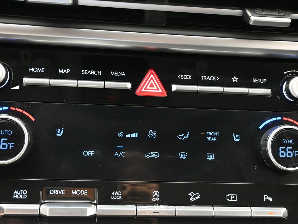 Used 2024 Hyundai Santa Fe XRT image 32