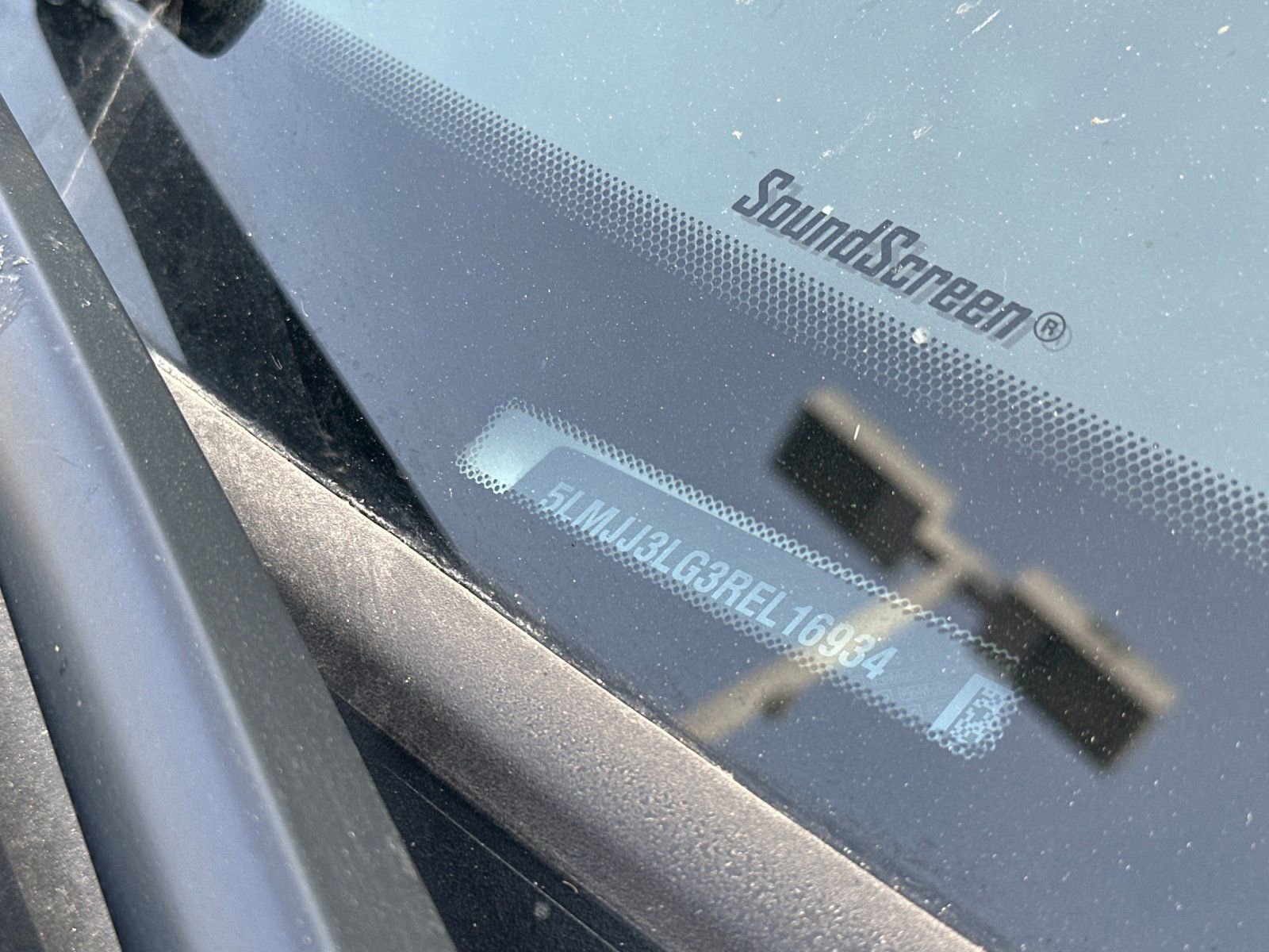 Used 2024 Lincoln Navigator L Reserve image 3