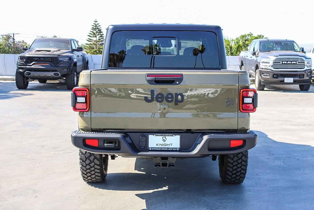 New 2026 Jeep Gladiator Sport AWD/4WD image 8