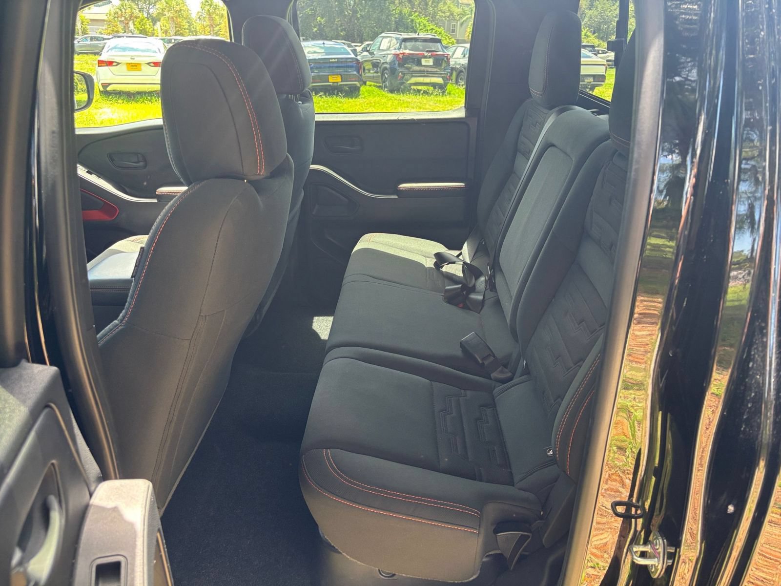 Used 2026 Nissan Frontier PRO-4X AWD/4WD image 25