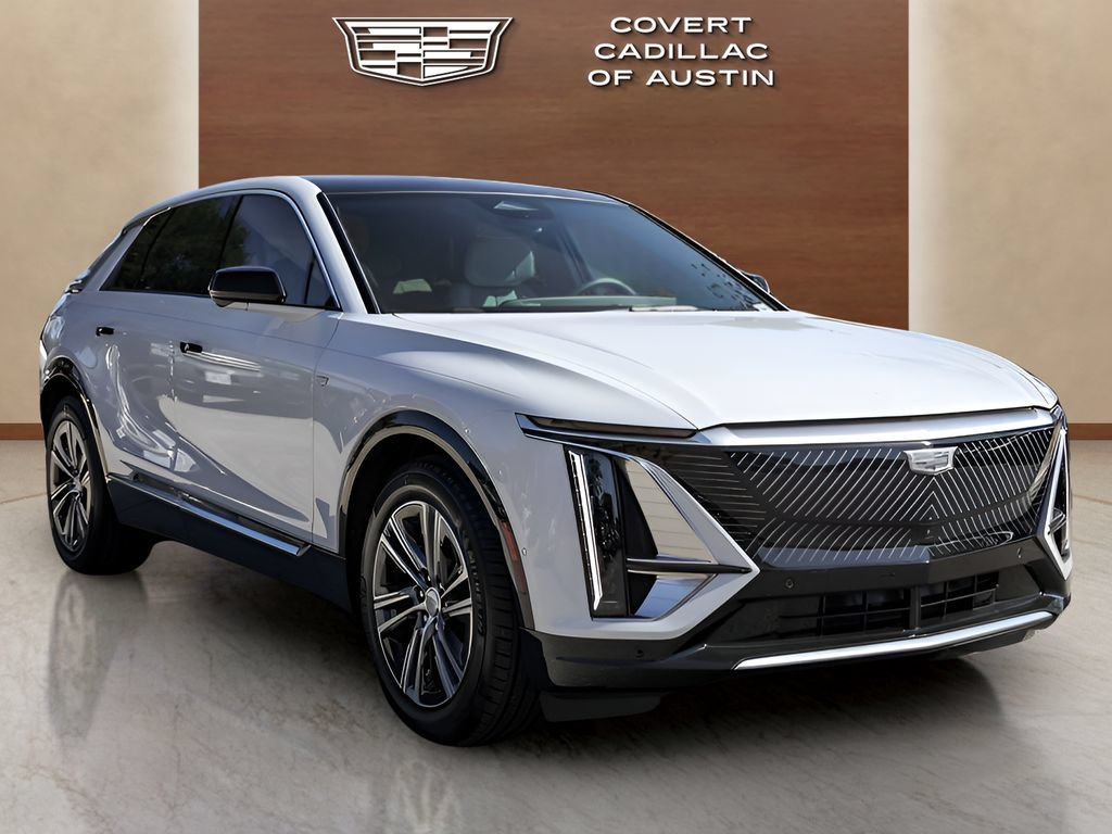 Certified 2026 Cadillac Lyriq Luxury w/ LPO, Floor Liner Package AWD/4WD image 6
