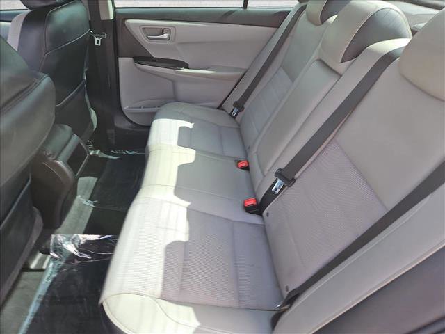 Used 2017 Toyota Camry SE FWD image 22