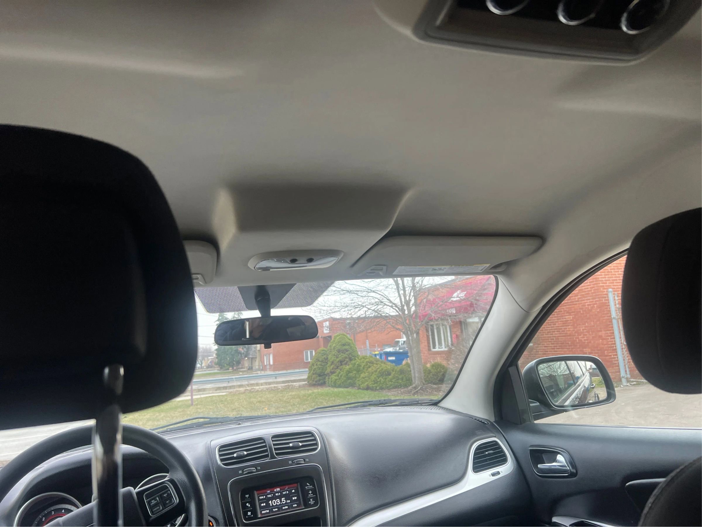 Used 2017 Dodge Journey SE w/ Flexible Seating Group image 18