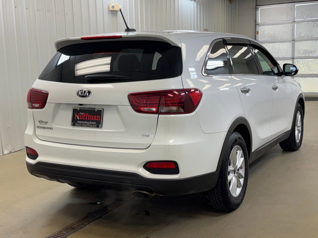 Used 2020 Kia Sorento LX image 5
