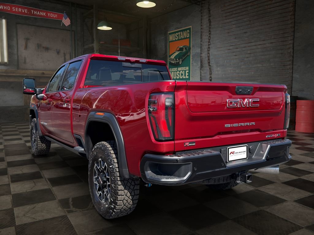 Used 2026 GMC Sierra 2500 AT4X AWD/4WD image 4