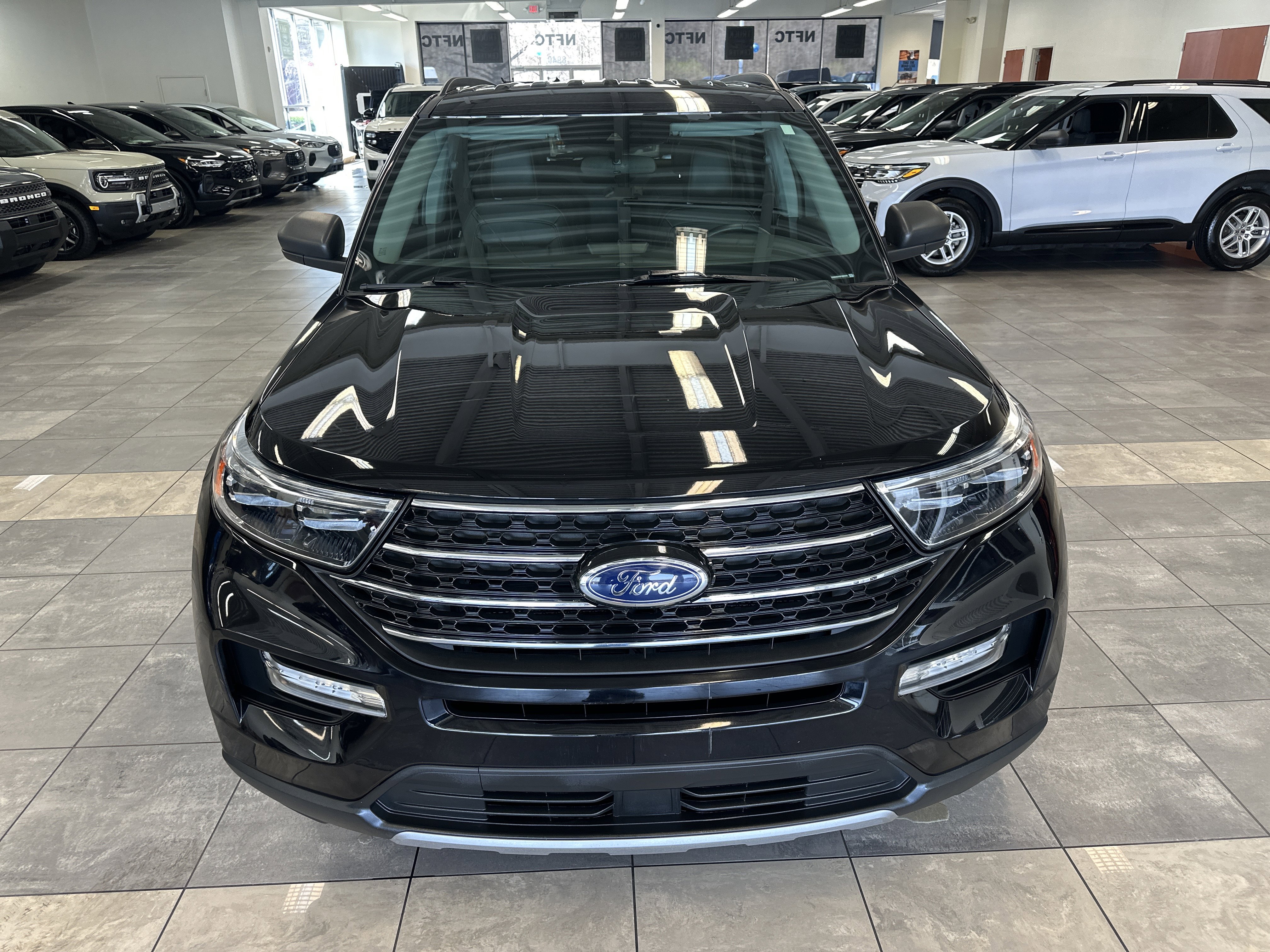Used 2023 Ford Explorer XLT w/ Equipment Group 202A image 21