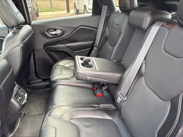 Used 2015 Jeep Cherokee Limited w/ Luxury Group AWD/4WD image 27