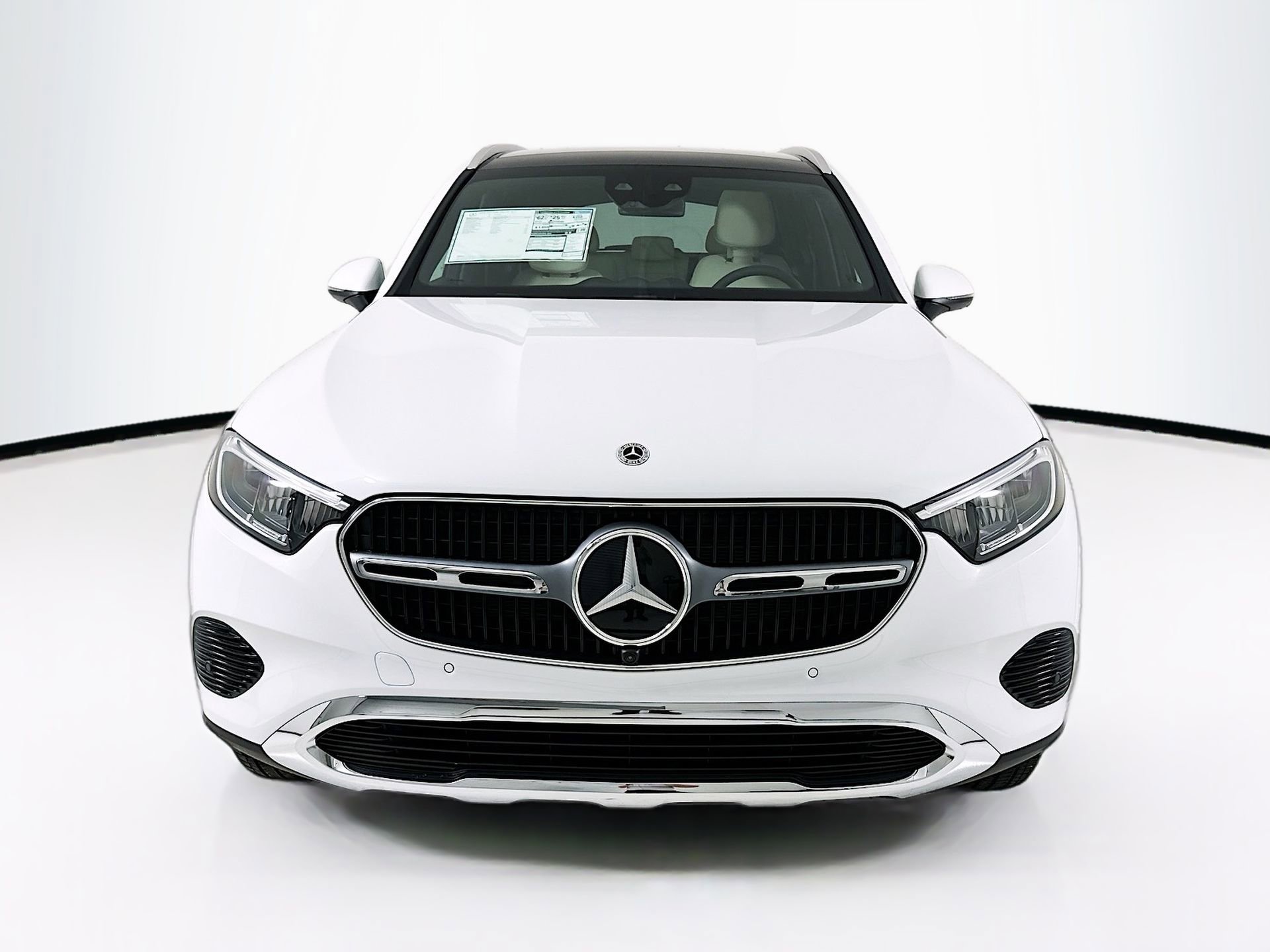 New 2026 Mercedes-Benz GLC 350e 4MATIC image 2