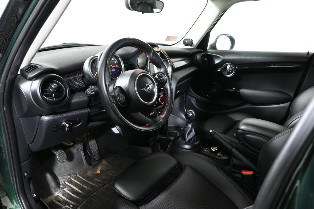 Used 2019 MINI Cooper S FWD image 4