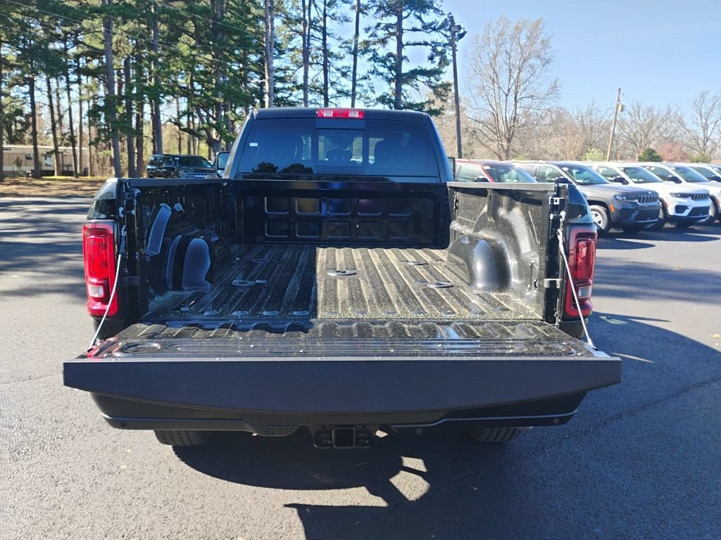New 2026 RAM 3500 Tradesman AWD/4WD image 15