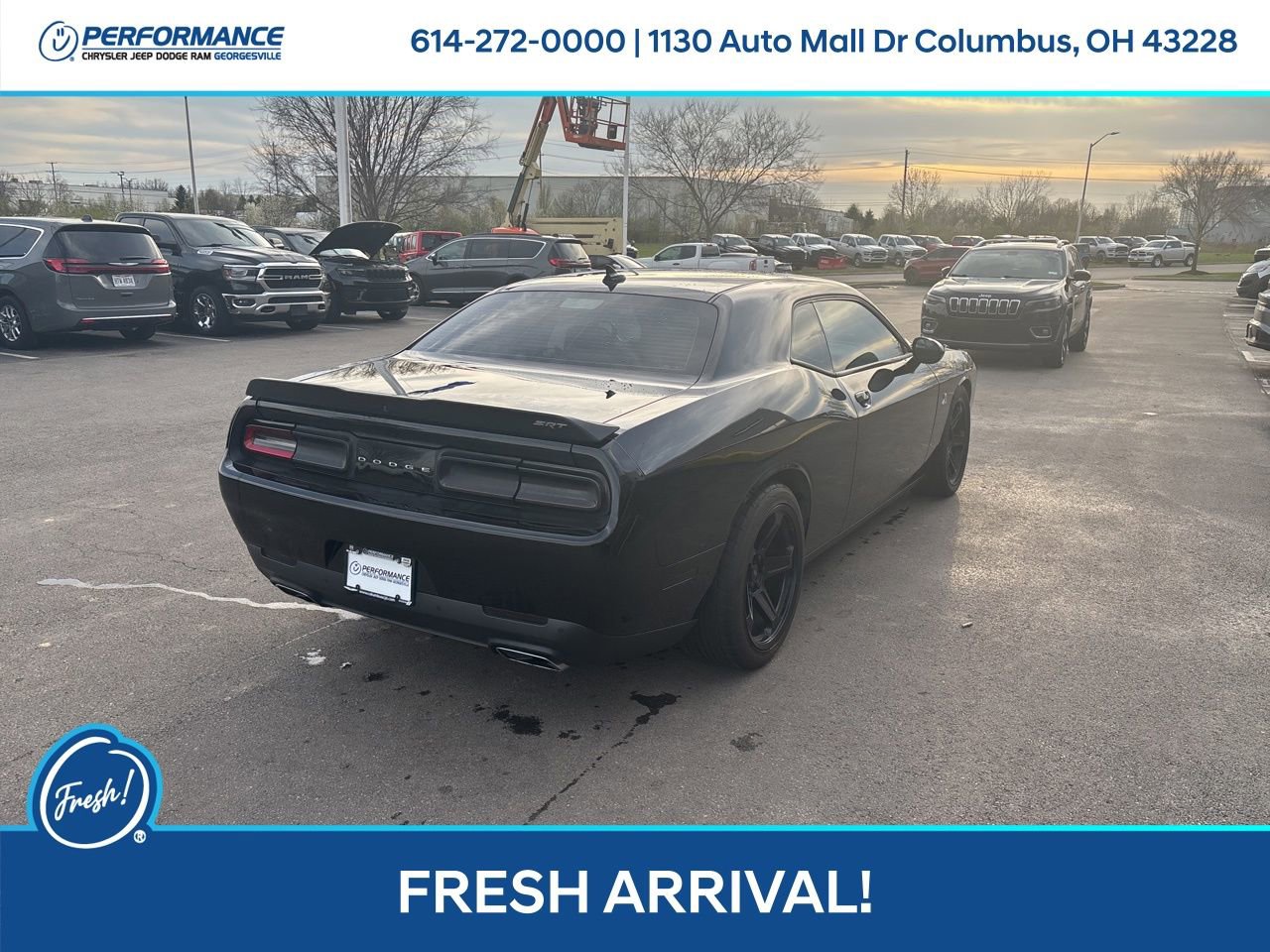 Used 2016 Dodge Challenger R/T Scat Pack w/ Leather Interior Group image 4