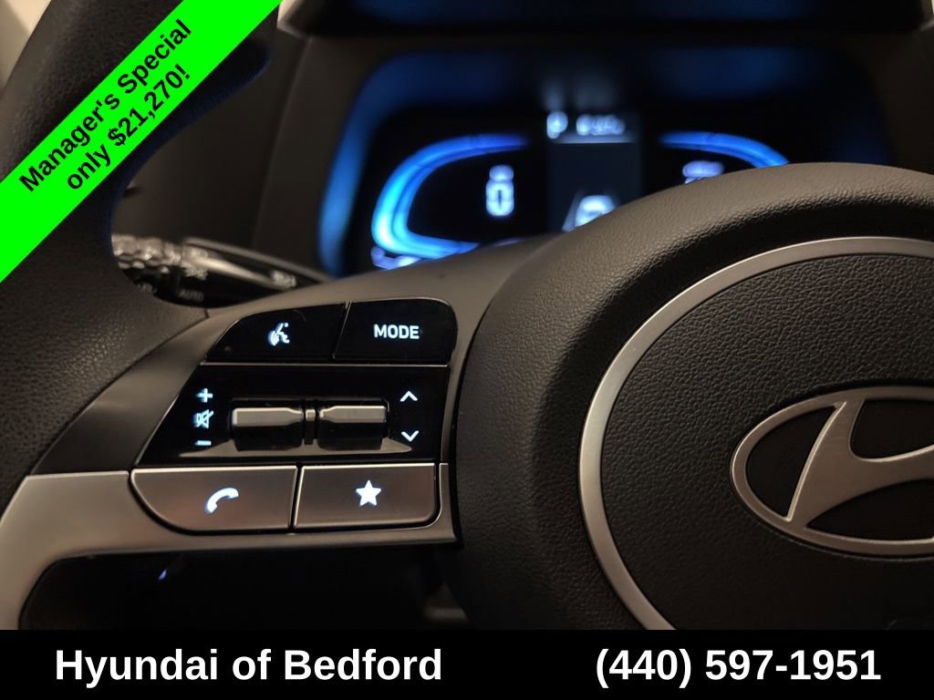 Certified 2026 Hyundai Elantra SE FWD image 17