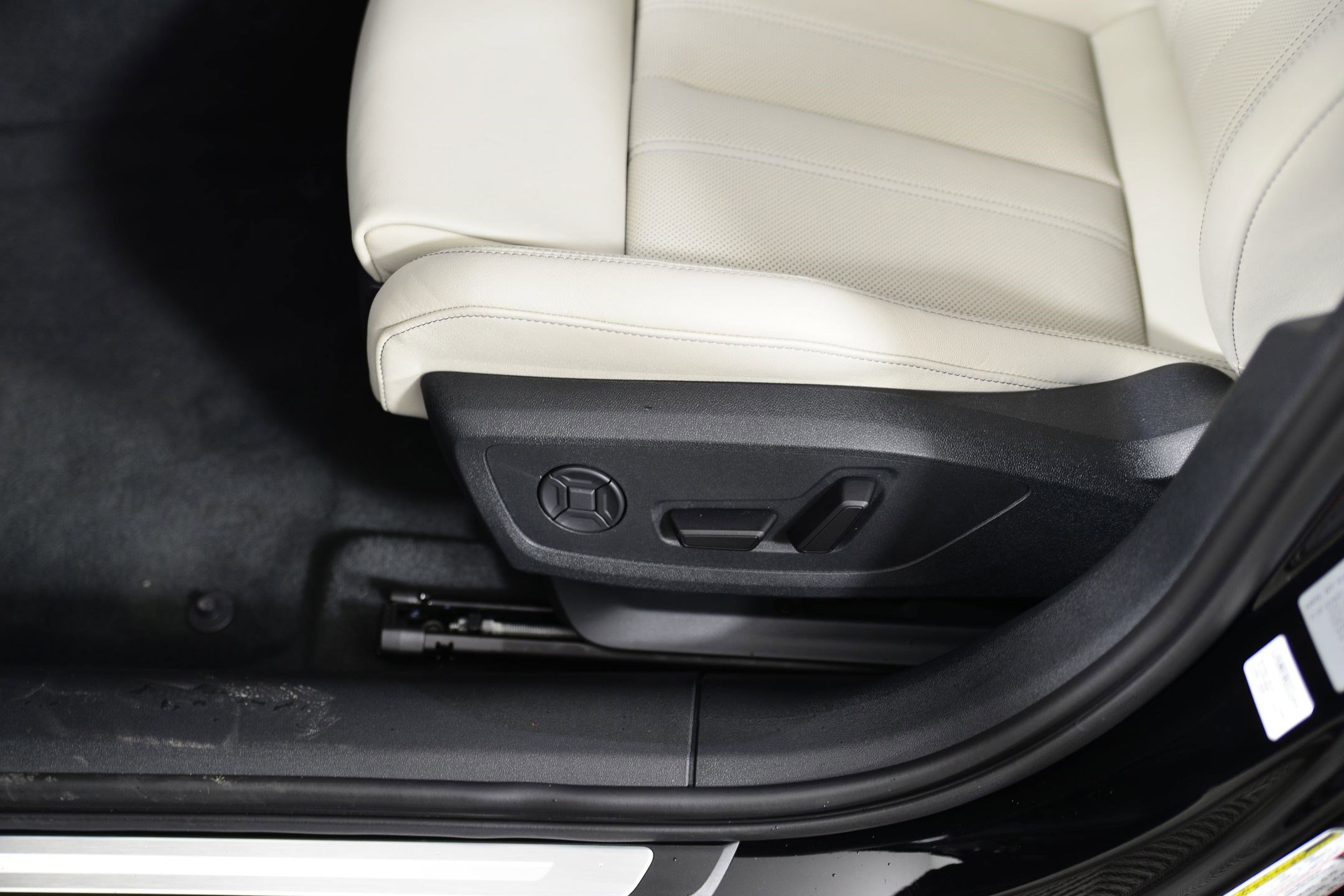 New 2026 Audi A6 Premium Plus image 23