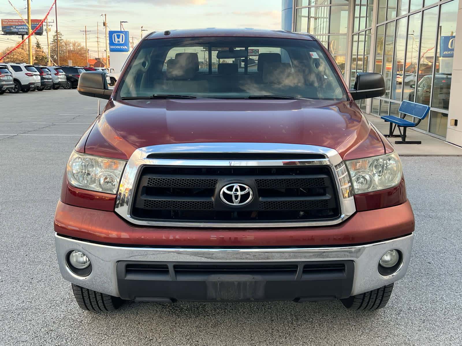 Used 2010 Toyota Tundra 4x4 Double Cab image 3