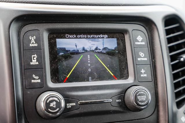 Used 2018 Jeep Cherokee Latitude FWD image 16