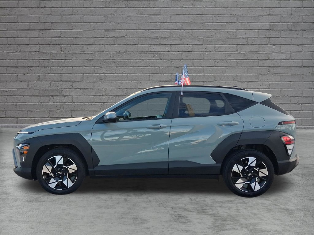 Used 2025 Hyundai Kona SEL FWD image 4