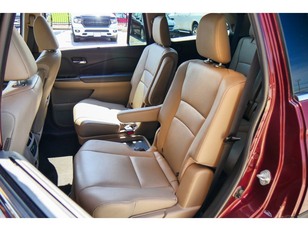 Used 2022 Honda Pilot Touring image 18