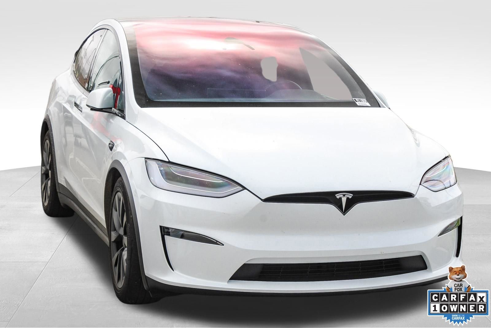 Used 2023 Tesla Model X Standard Range image 2