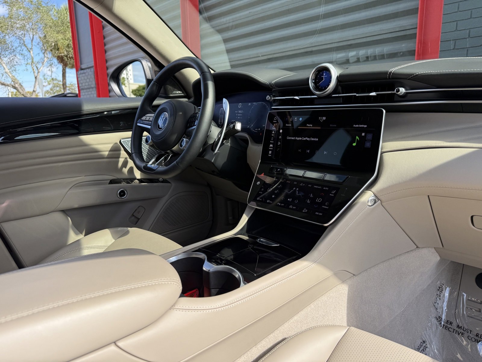 Used 2023 Maserati Grecale GT image 18