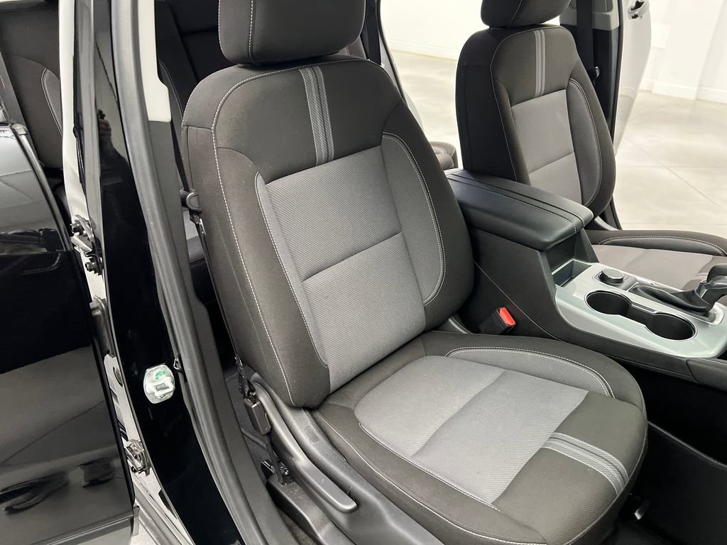 Used 2025 Chevrolet Blazer LT image 22